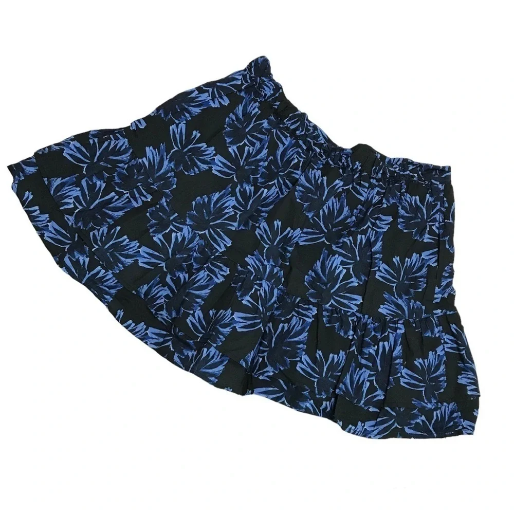 Who What Wear Short Ruffle Tiered Pull On Skirt with Pockets Floral Blue Large